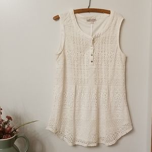 Dress Barn lace sleeveless henley blouse